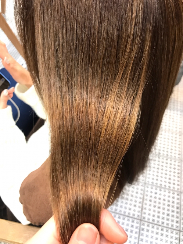 oggiottoトリートメントで髪の綺麗なお姉さんに＼(^o^)／